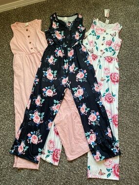 PatPat Floral Button-Front Sleeveless Jumpsuit Trio - Black, Pink, White